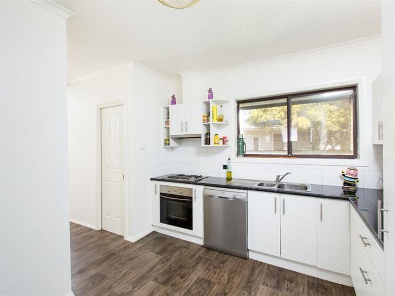34 Commercial Street, Merbein - Thumbnail 3