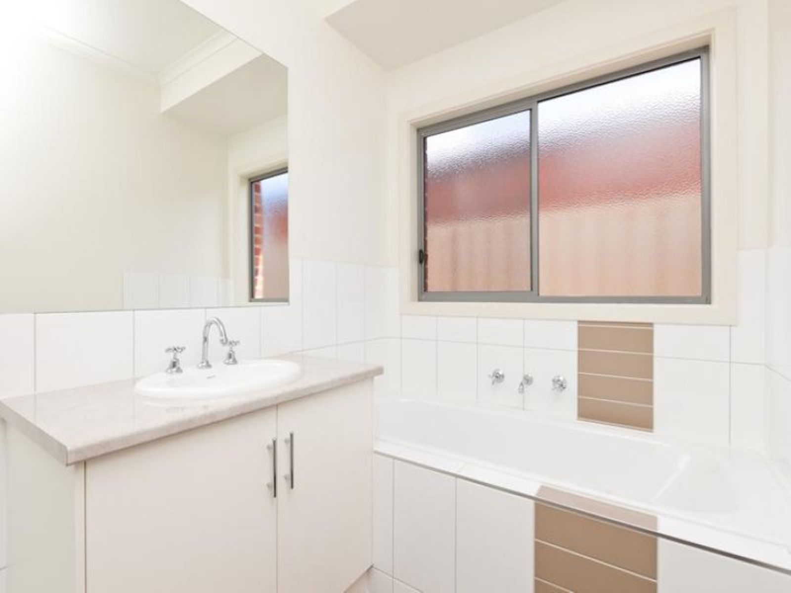 16 John Monash Boulevard, Mildura - Thumbnail 6