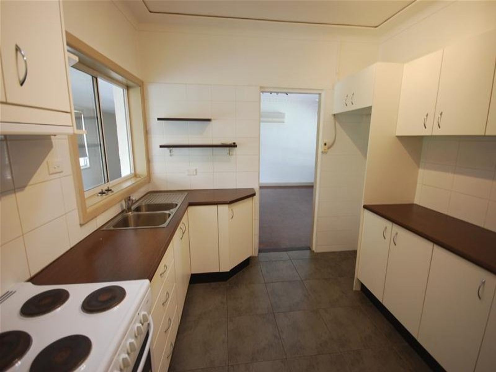 Kingswood NSW 2747, Kingswood - Thumbnail 2