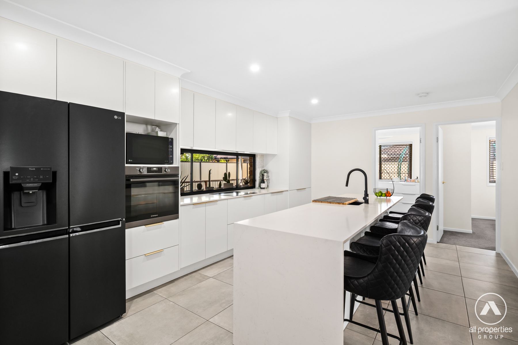 8 Lake Cootharaba Place, Logan Reserve QLD 4133, Logan Reserve - Thumbnail 5