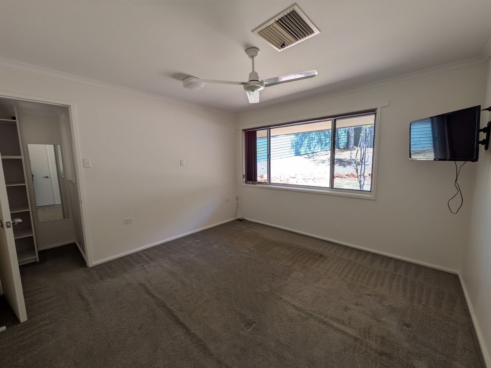 14 Zeil Street, Araluen NT 0870, Araluen - Thumbnail 4