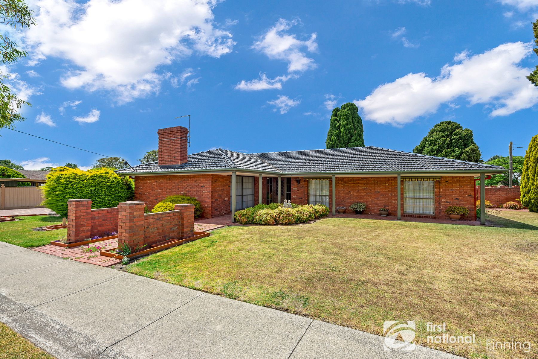28 Russell Street, Cranbourne VIC 3977, Cranbourne - Thumbnail 2