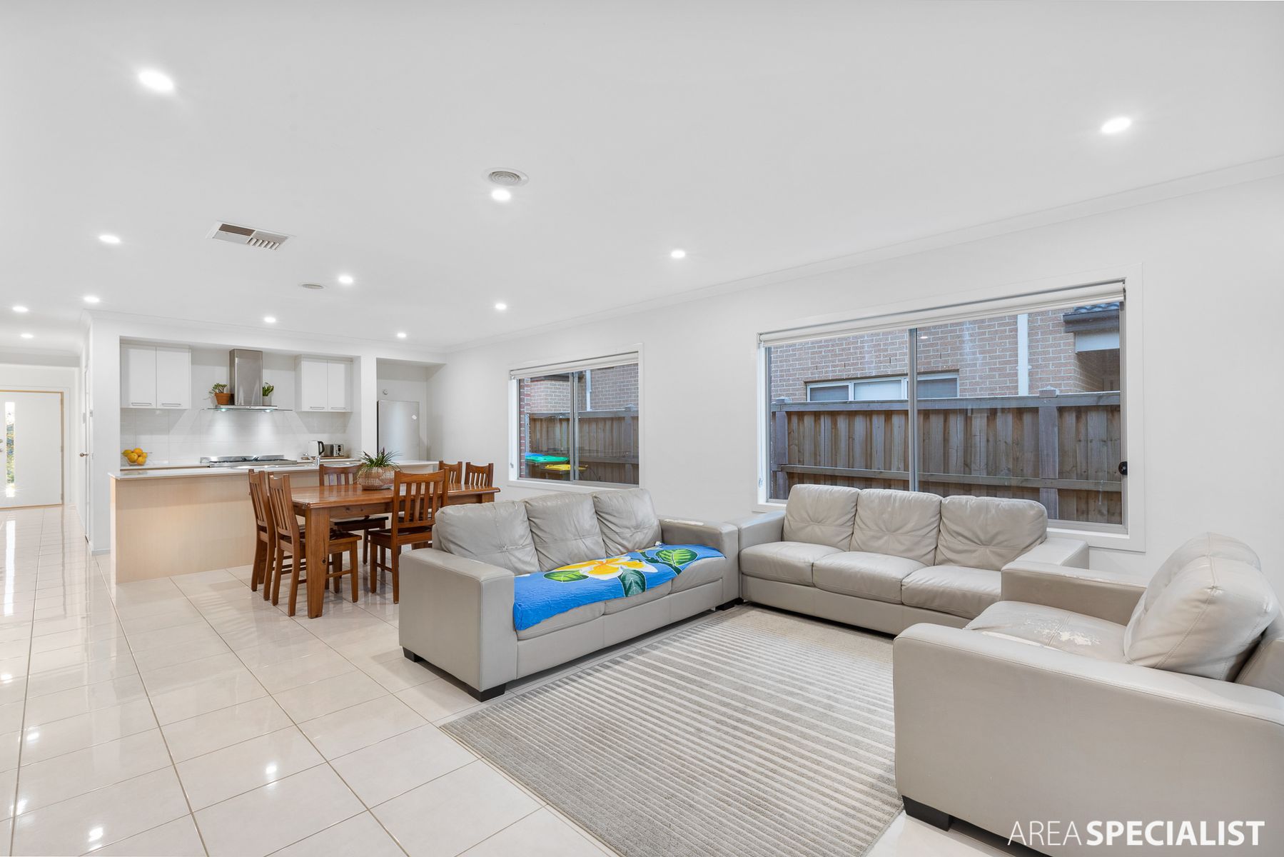 45 Baycrest Drive, Point Cook, VIC 3030, Point Cook - Thumbnail 5