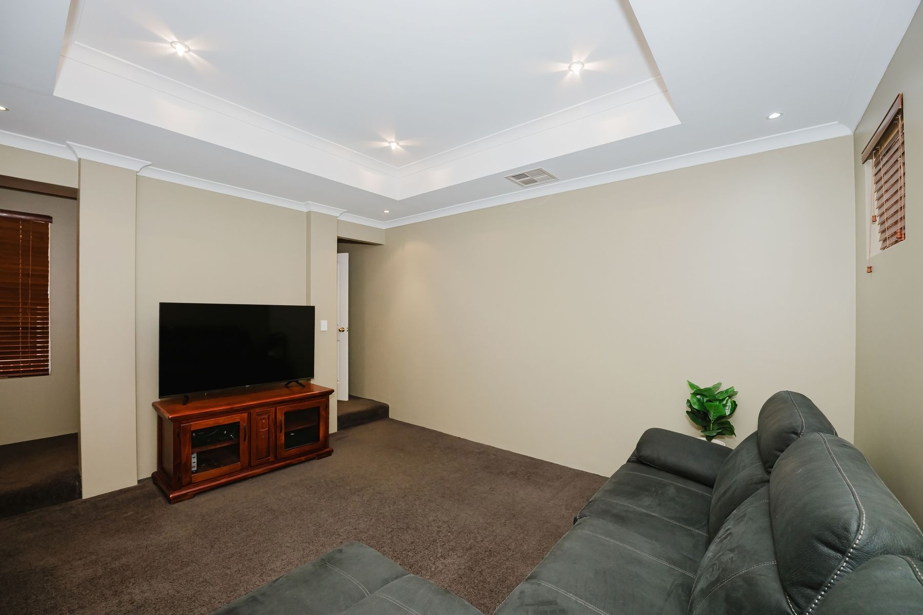 16 MEADOW LANE, Pinjarra WA 6208, Pinjarra - Thumbnail 5