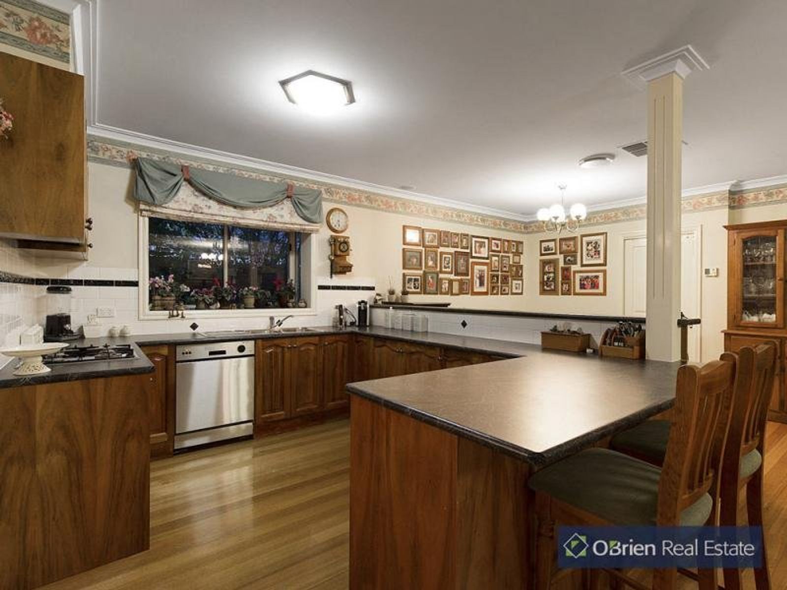 3 Elm Court, Narre Warren South, VIC 3805, Narre Warren South - Thumbnail 3