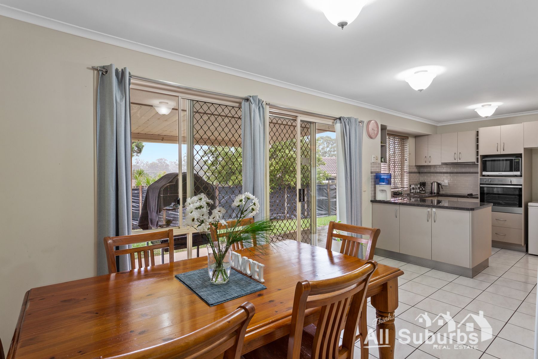 8 Stacey Court, Crestmead QLD 4132, Crestmead - Thumbnail 5