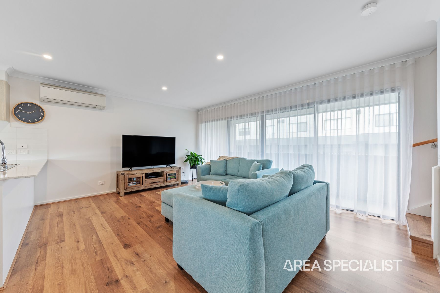 35 Rubus Way, Pakenham, VIC 3810, Pakenham - Thumbnail 4