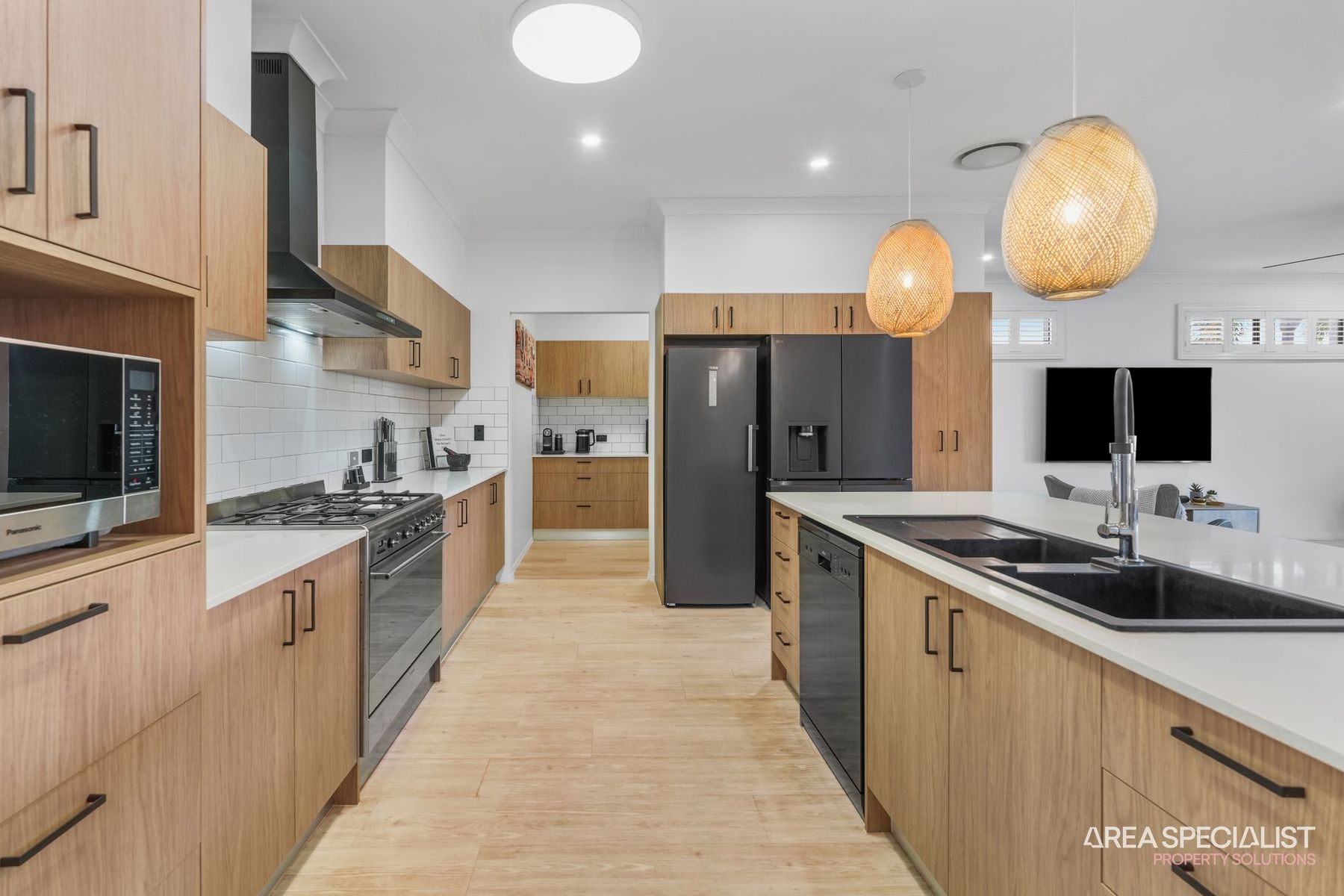 12 Sunset Place, Jacobs Well, Jacobs Well - Thumbnail 8