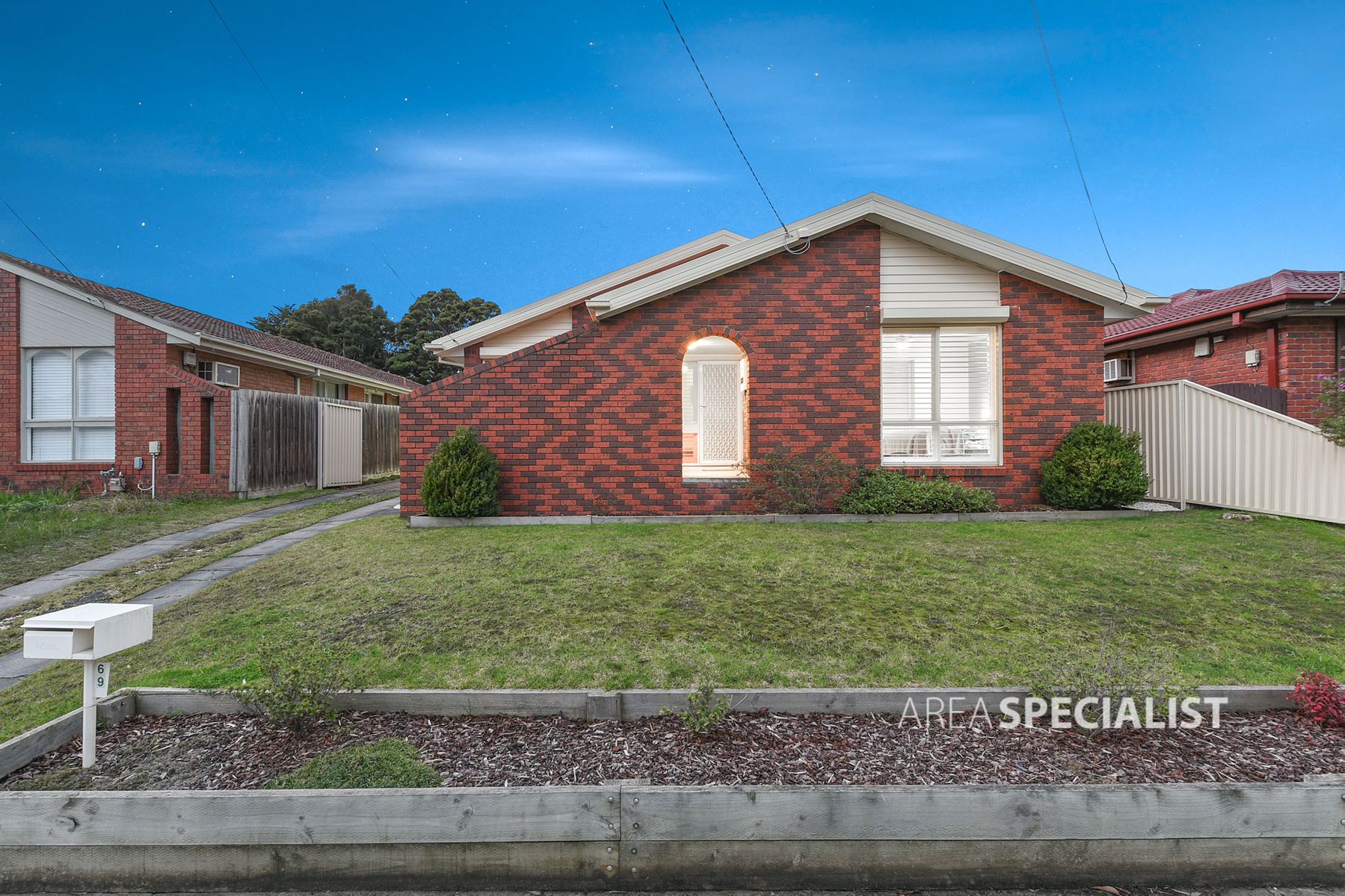 69 Liverpool Drive, Keysborough, VIC 3173, Keysborough - Thumbnail 2