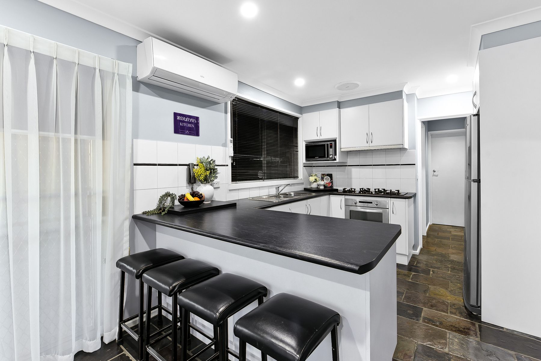 12 Kinnoul Avenue, Keysborough, VIC 3173, Keysborough - Thumbnail 4