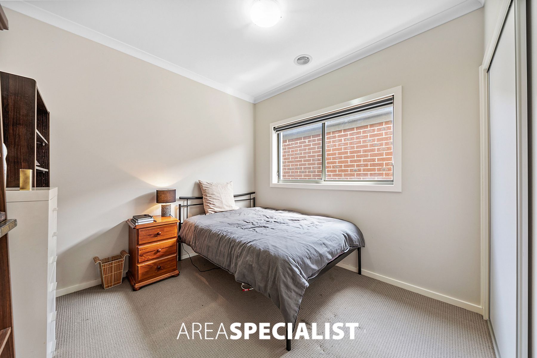 12 Caversham Drive, Pakenham, VIC 3810, Pakenham - Thumbnail 5