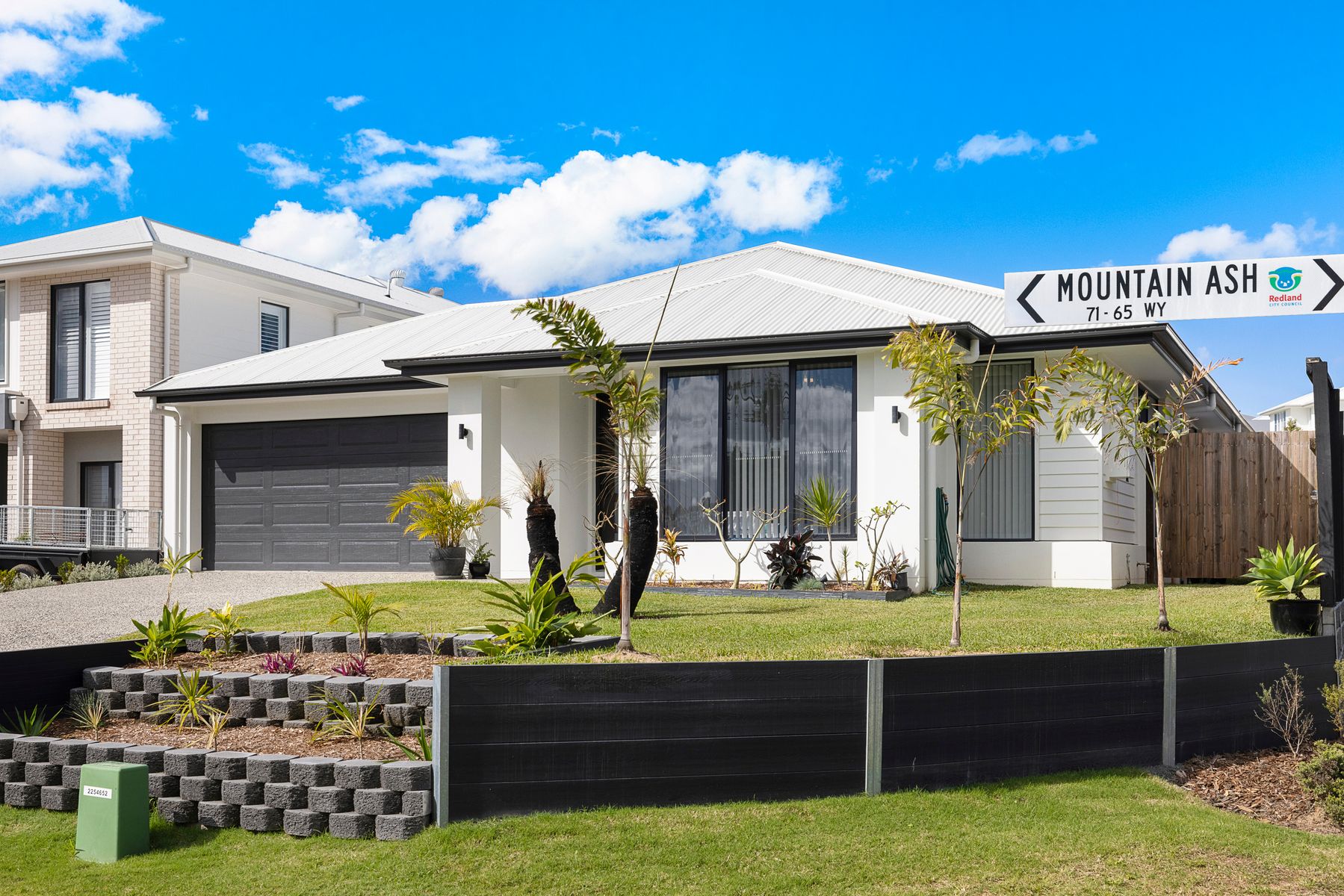 65 Mountain Ash Way, Redland Bay, QLD 4165, Redland Bay - Thumbnail 3