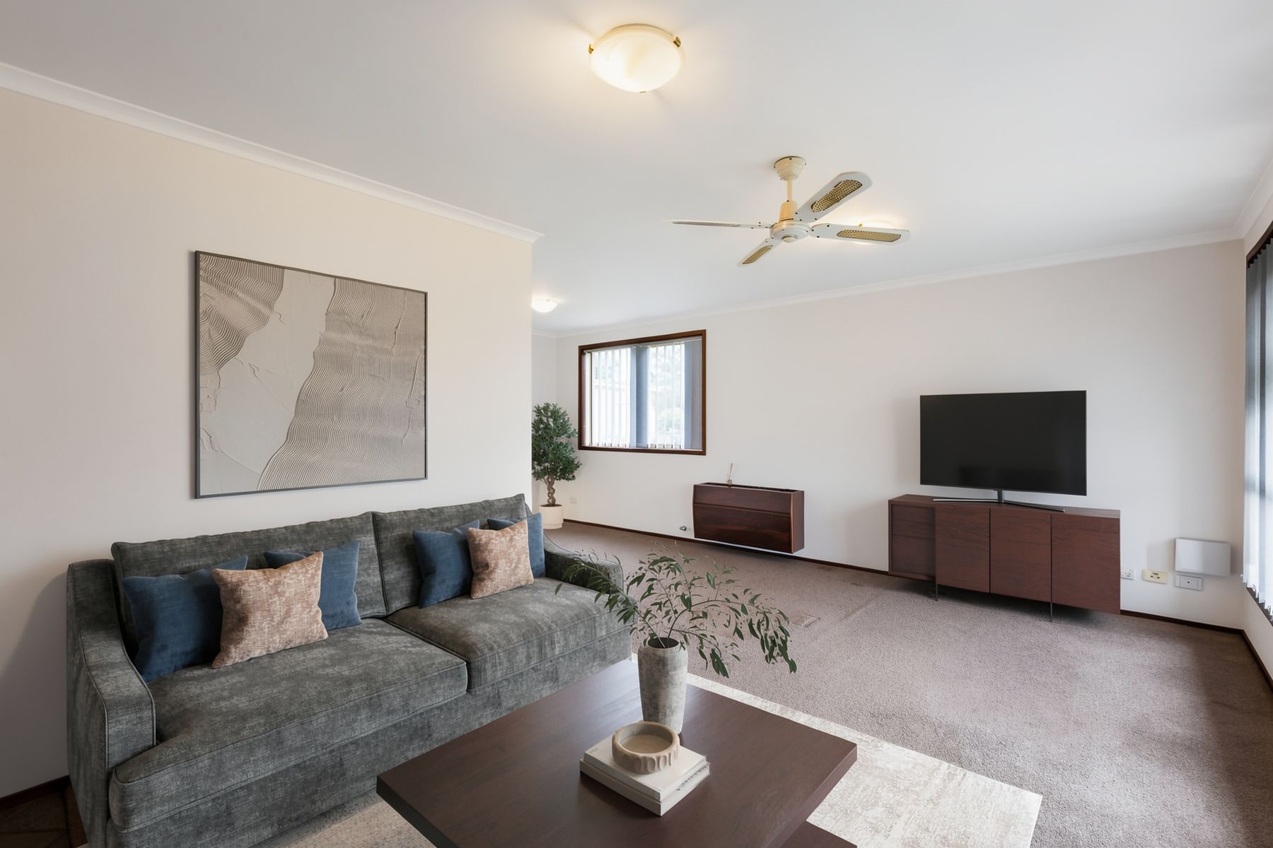 8 Third Street, Warragamba NSW 2752, Warragamba - Thumbnail 2