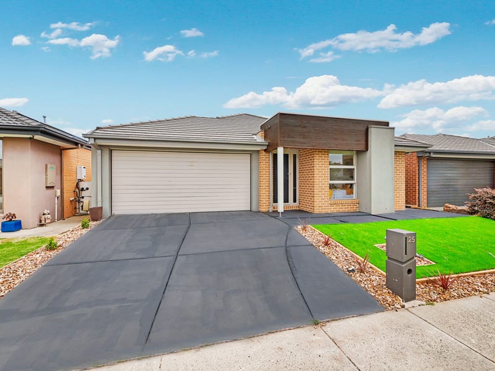 25 Avonbury Circuit, Cranbourne West, VIC 3977, Cranbourne West - Thumbnail 2