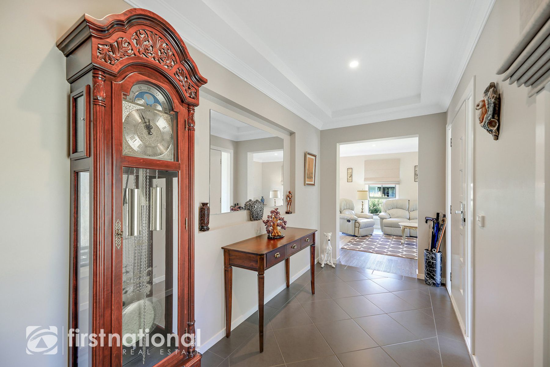 13 Hamilton Drive, Warragul, VIC 3820, Warragul - Thumbnail 2
