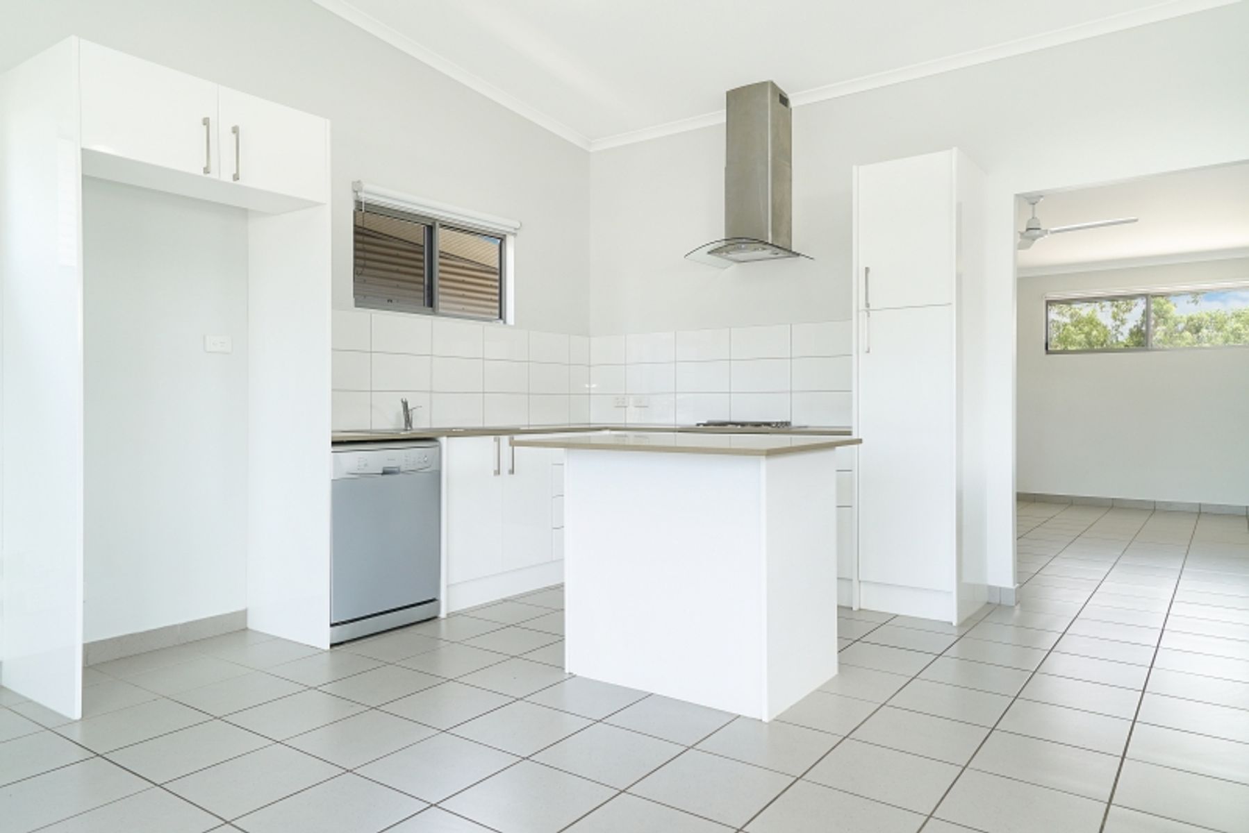 24/10 Damascene Crescent, Bellamack NT 0832, Bellamack - Thumbnail 3
