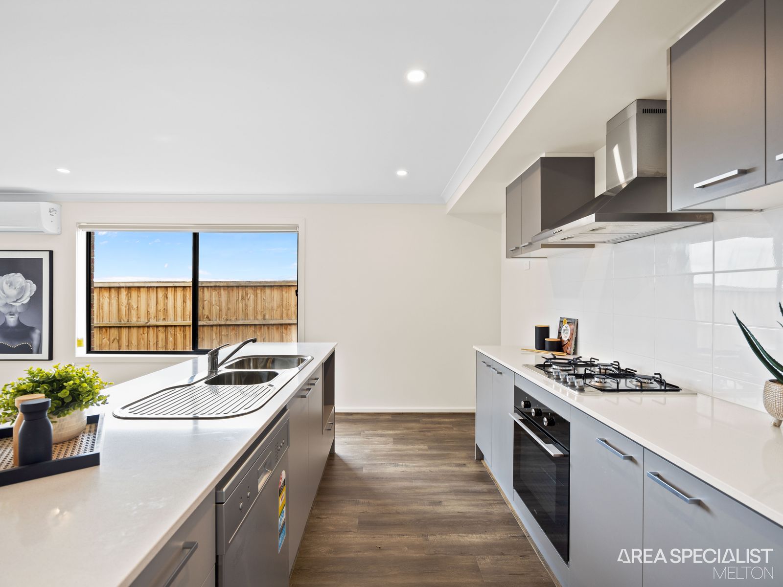 23 Willowbank Circuit, Thornhill Park, VIC 3335, Thornhill Park - Thumbnail 6