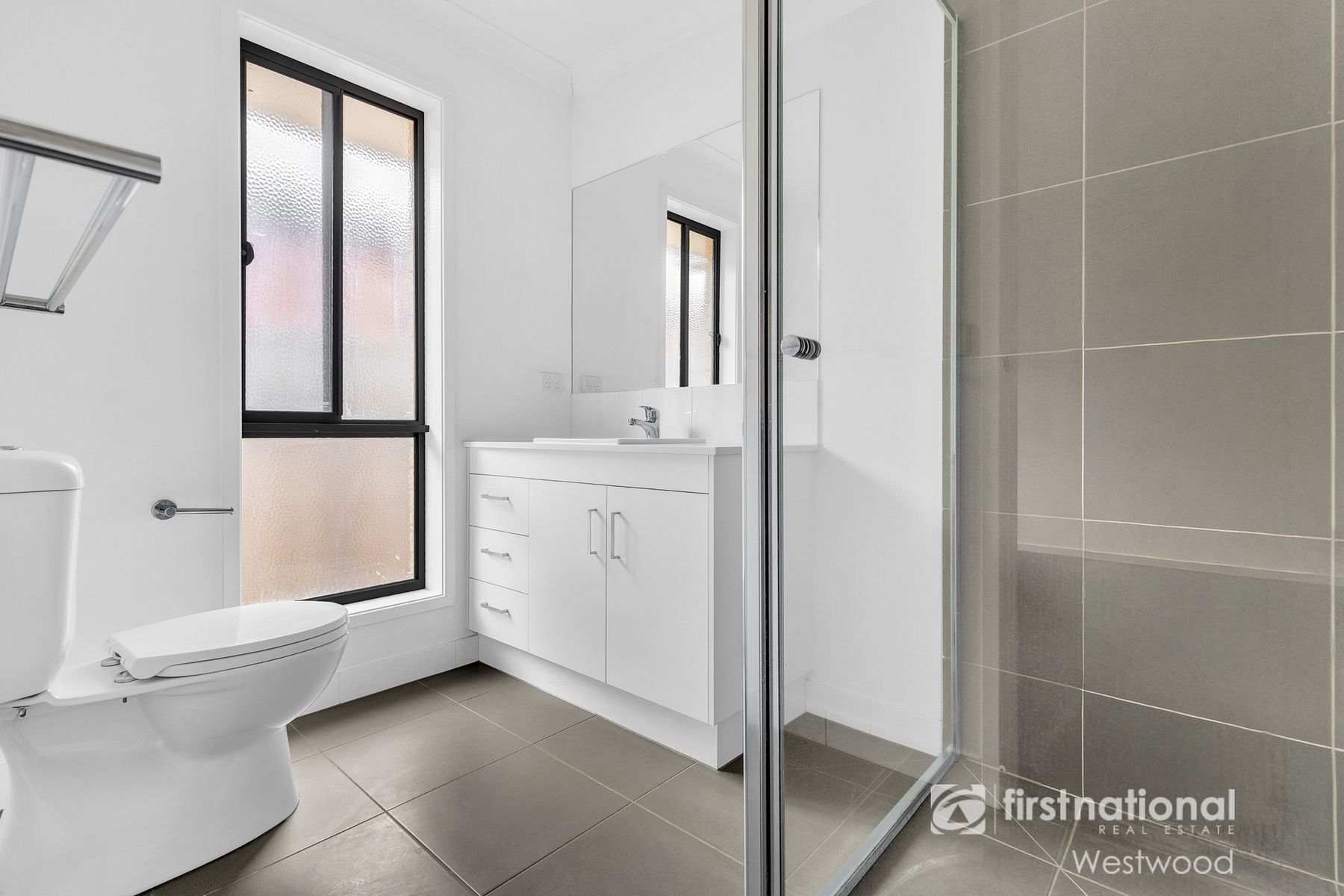 10 Perry Road, Werribee VIC 3030, Werribee - Thumbnail 8