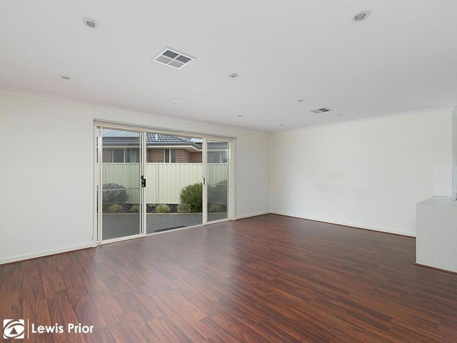 18 Crozier Terrace, Oaklands Park SA 5046, Oaklands Park - Thumbnail 3