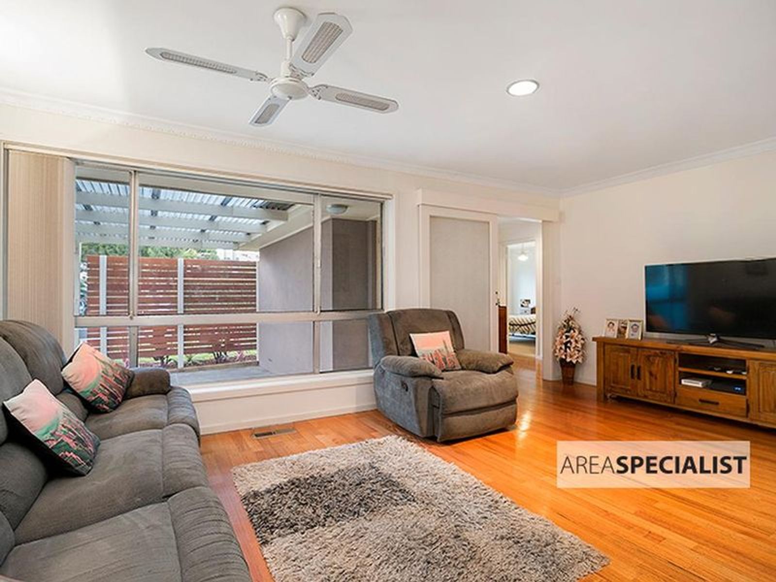 130 Austin Road, Seaford, VIC 3198, Seaford - Thumbnail 2