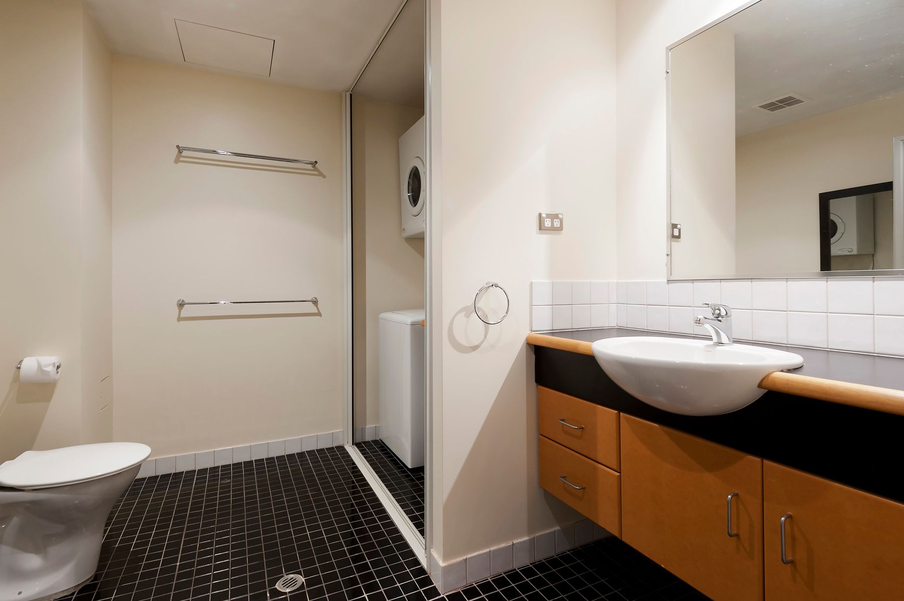 2/12 Mclachlan Street, Darwin City NT 0800, Darwin City - Thumbnail 7