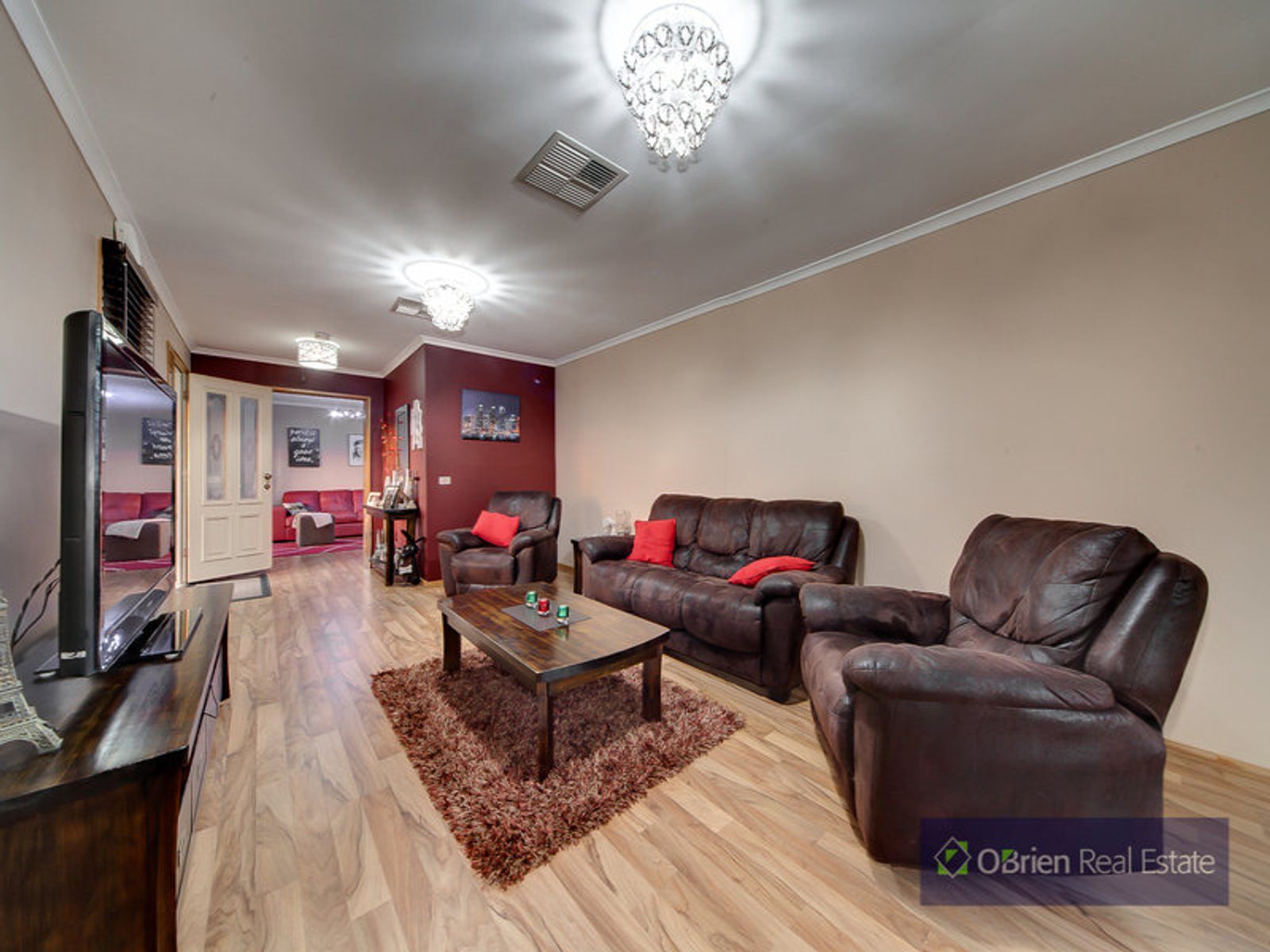 10 Montague Court, Endeavour Hills, VIC 3802, Endeavour Hills - Thumbnail 2