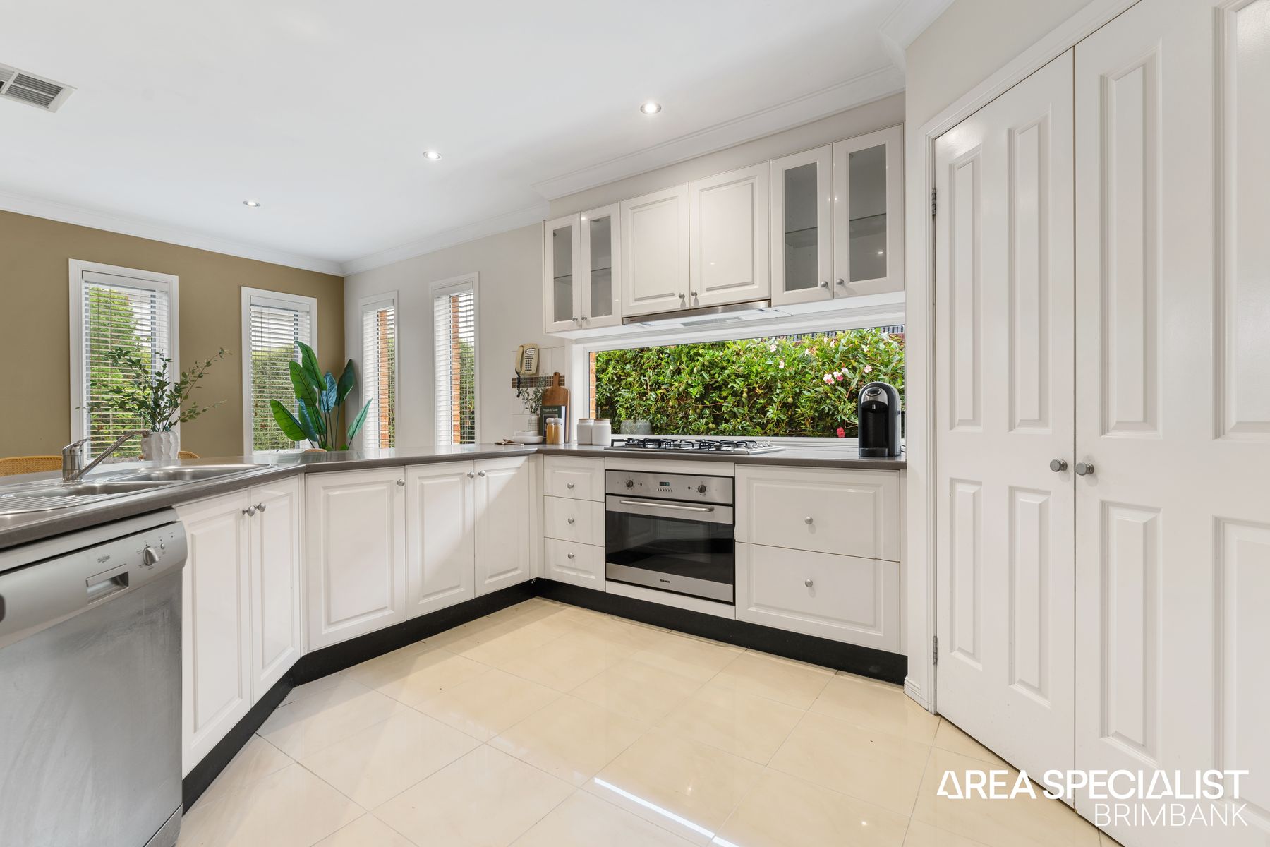 203 Cairnlea Drive, Cairnlea, VIC 3023, Cairnlea - Thumbnail 7
