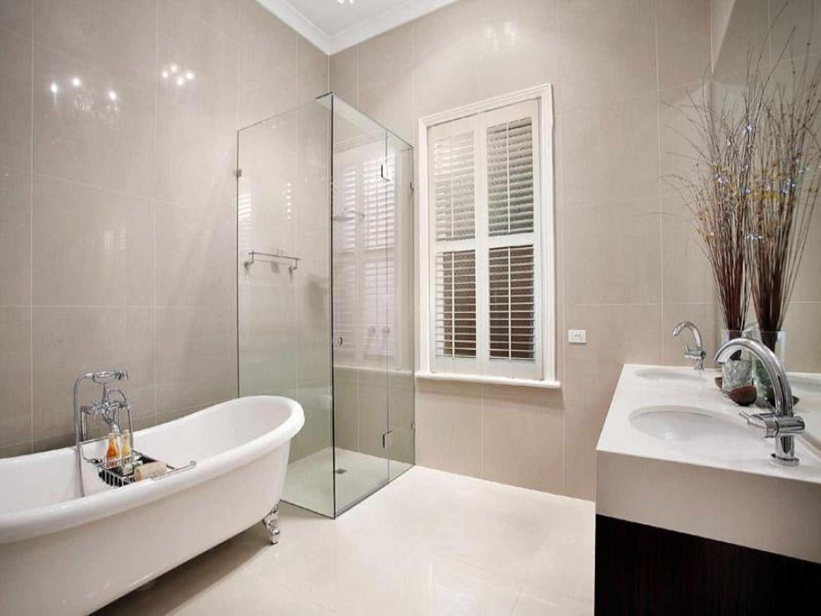 1 Clarinda Road, Essendon - Thumbnail 4