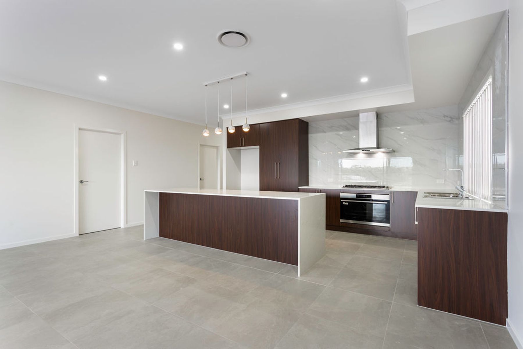 37 Bemina Crescent, Spring Mountain QLD 4300, Spring Mountain - Thumbnail 4