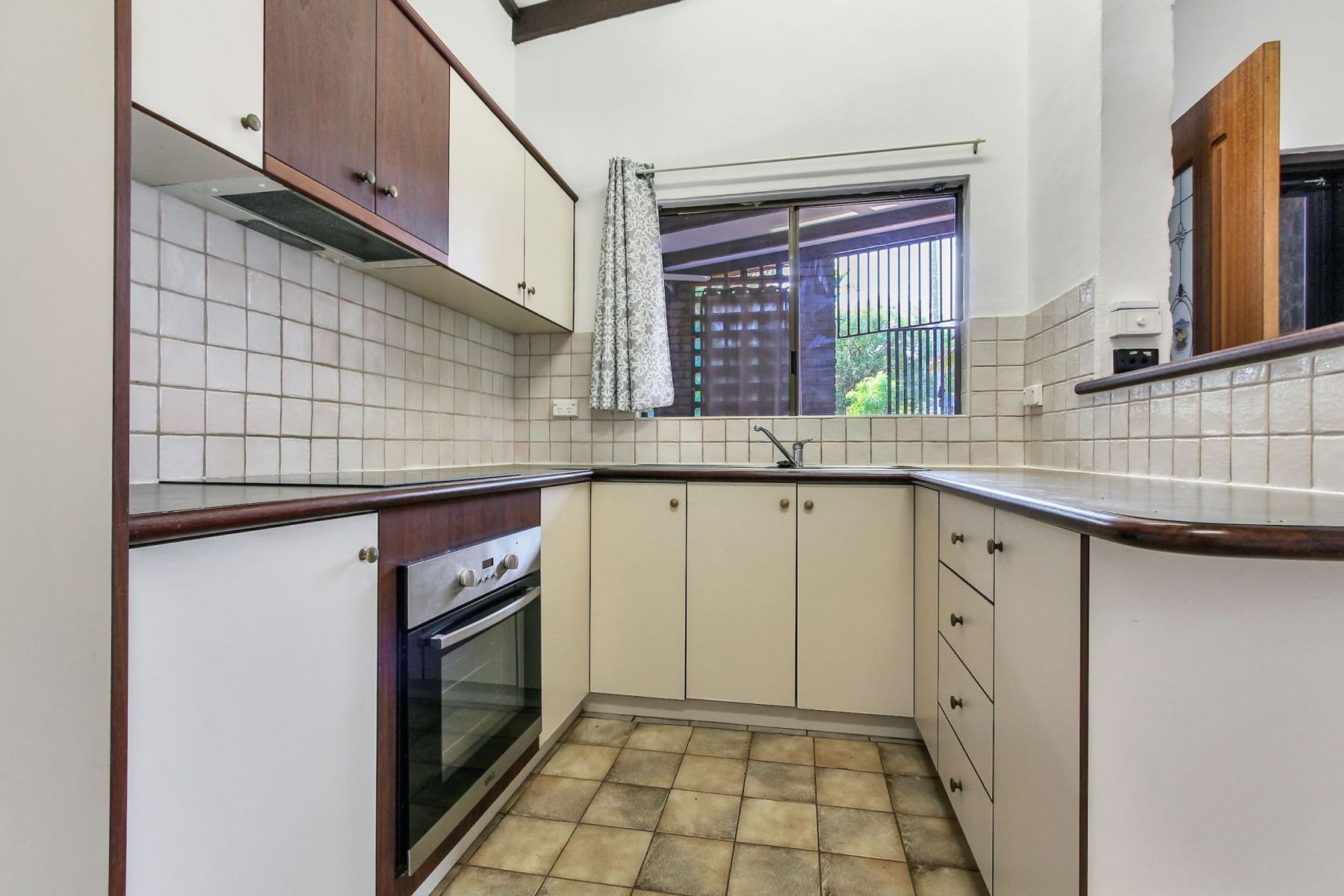 25 Savannah Drive, Leanyer NT 0812, Leanyer - Thumbnail 2