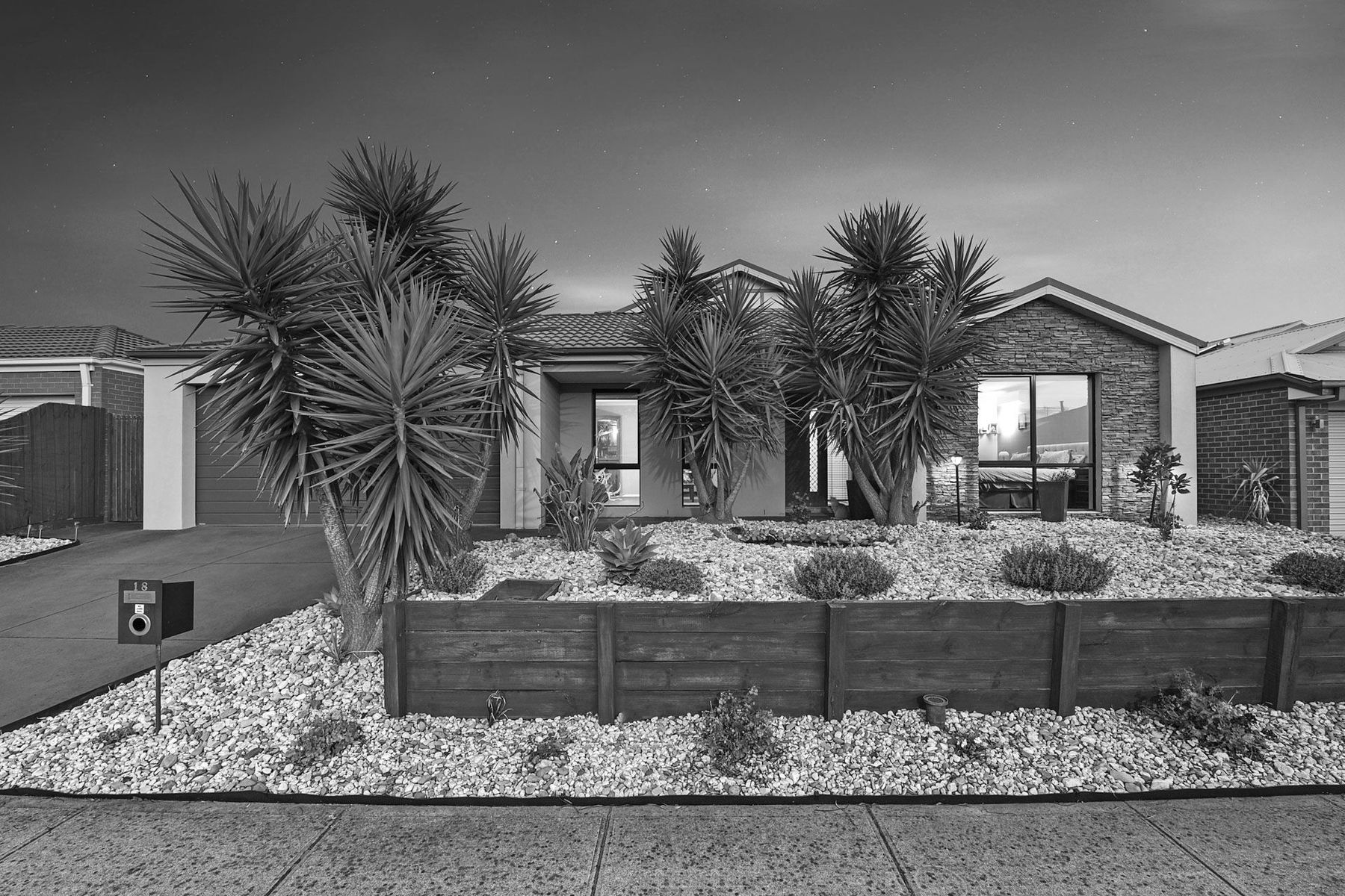 18 Broadstone Way, Cranbourne - Thumbnail 3