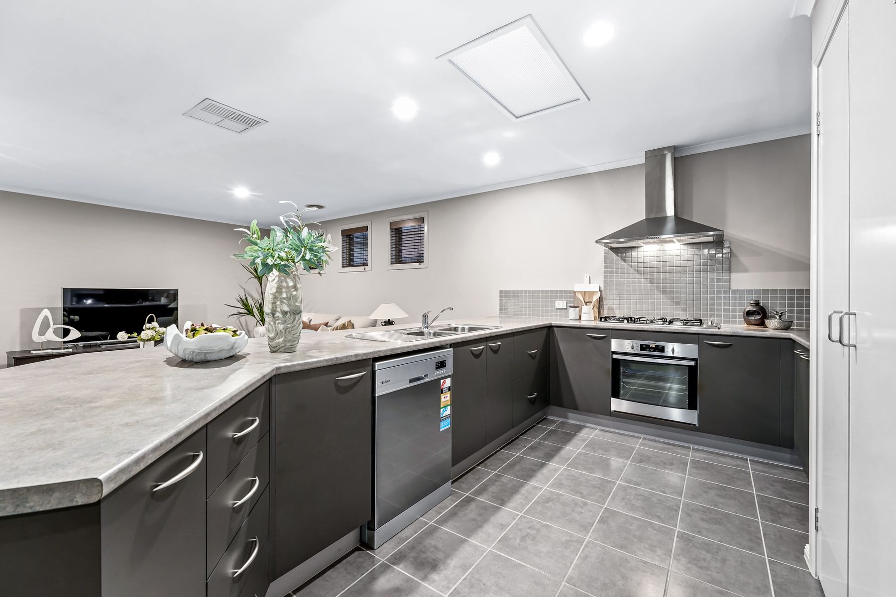 15 The Panorama, Keysborough, VIC 3173, Keysborough - Thumbnail 7