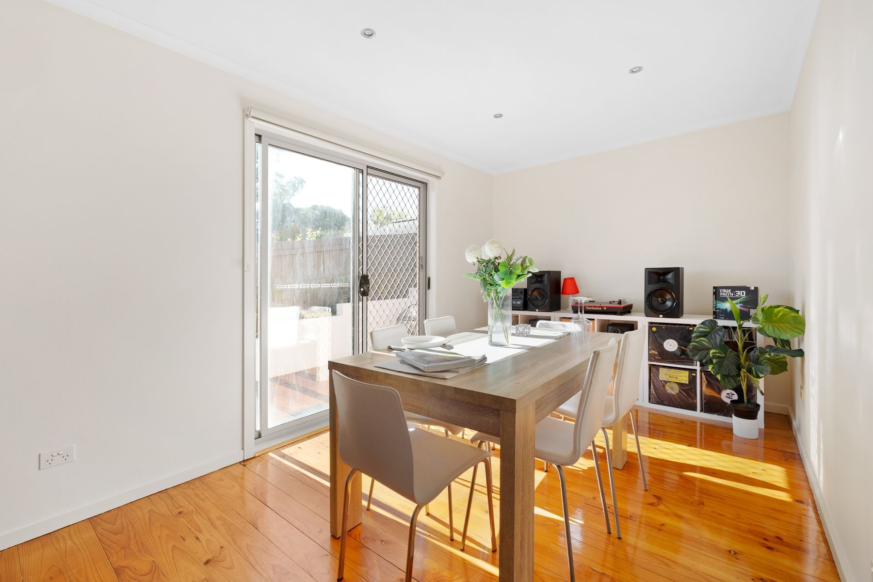 2/4 Gordons Road, Templestowe Lower VIC 3107, Templestowe Lower - Thumbnail 6
