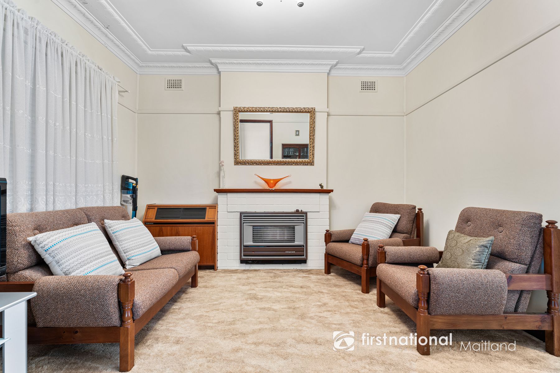 97 Brooks St, Rutherford NSW 2320, Rutherford - Thumbnail 2