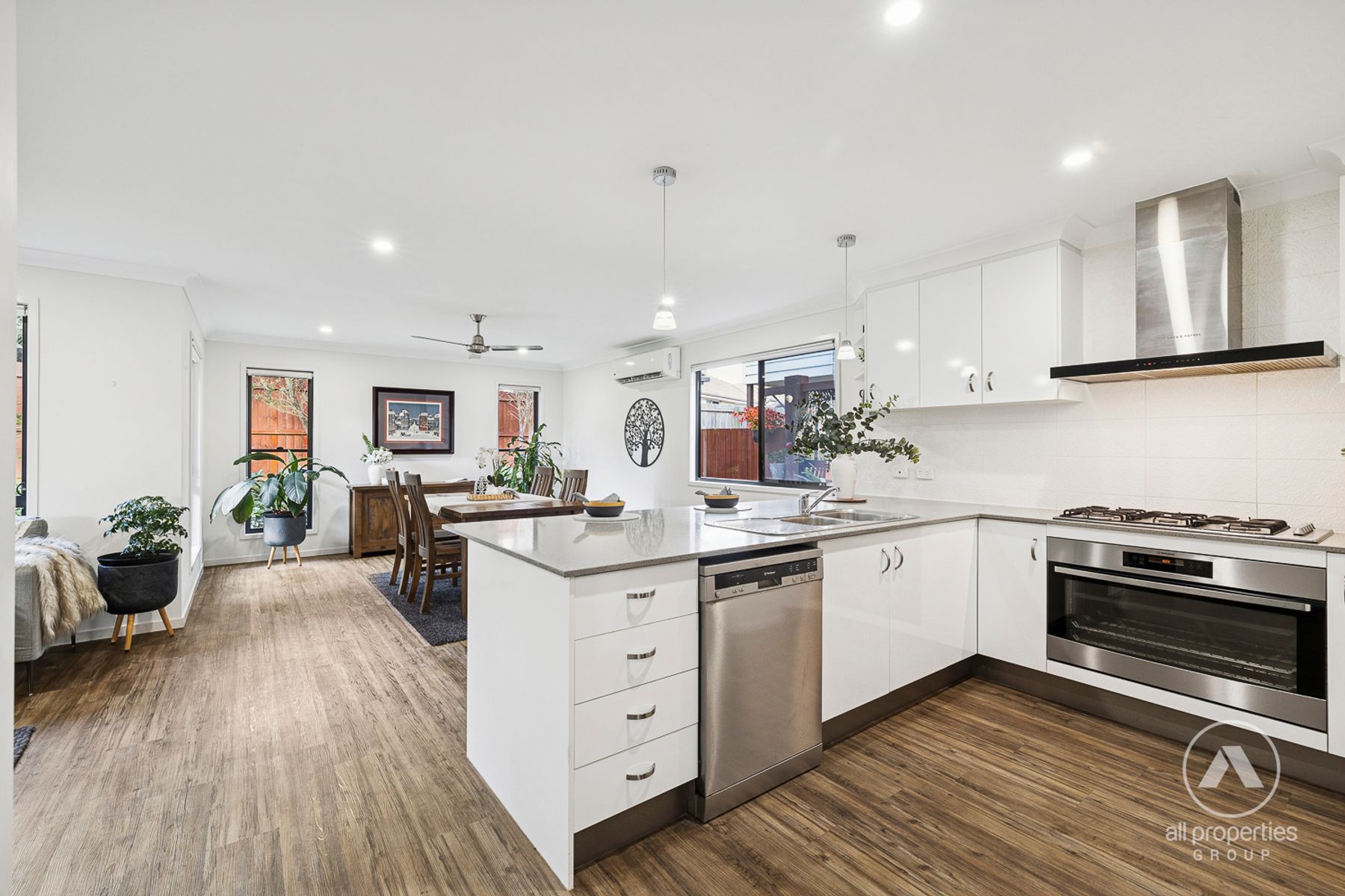 30 Daydream Crescent, Springfield Lakes QLD 4300, Springfield Lakes - Thumbnail 7