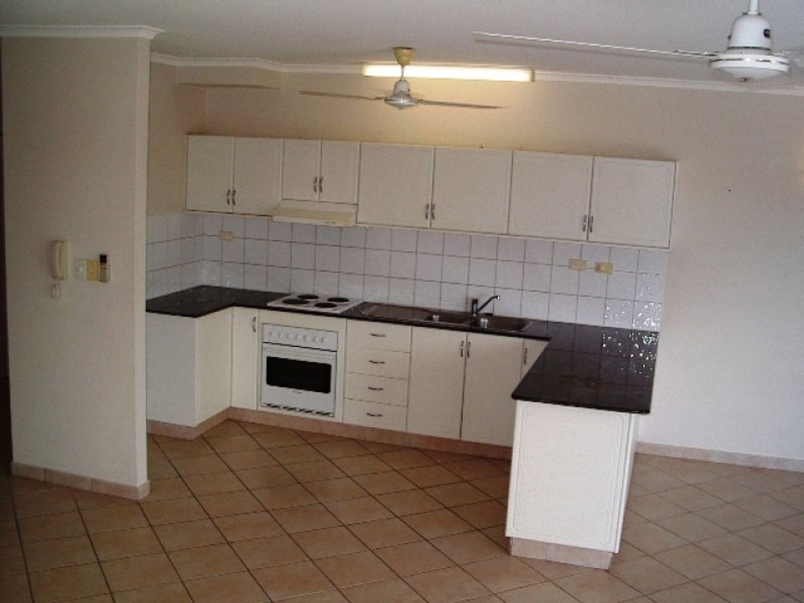 16/91 McMinn Street, Darwin City NT 0800, Darwin City - Thumbnail 4