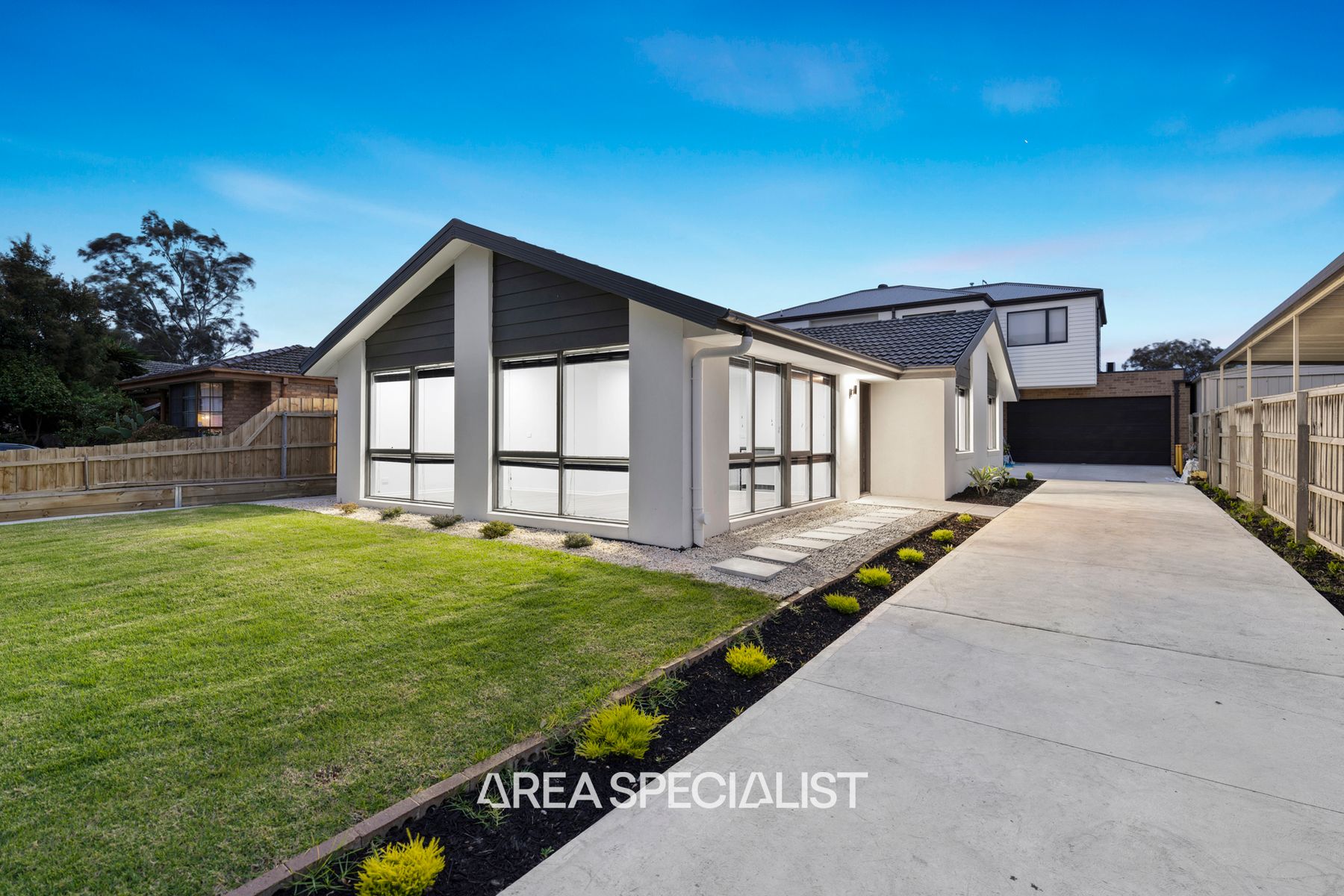 1/3 Pollina Close, Hampton Park, VIC 3976, Hampton Park - Thumbnail 2