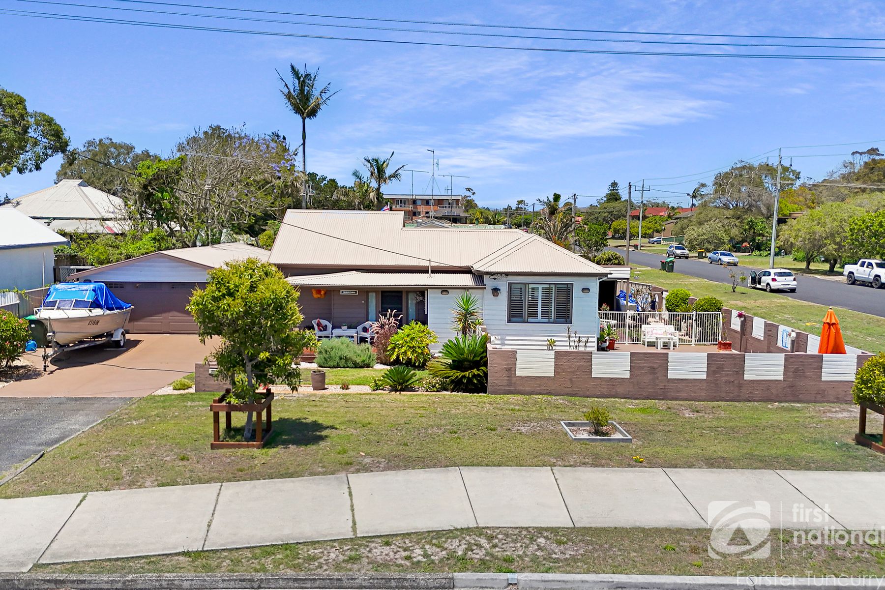 12 Wallis Street, Tuncurry NSW 2428