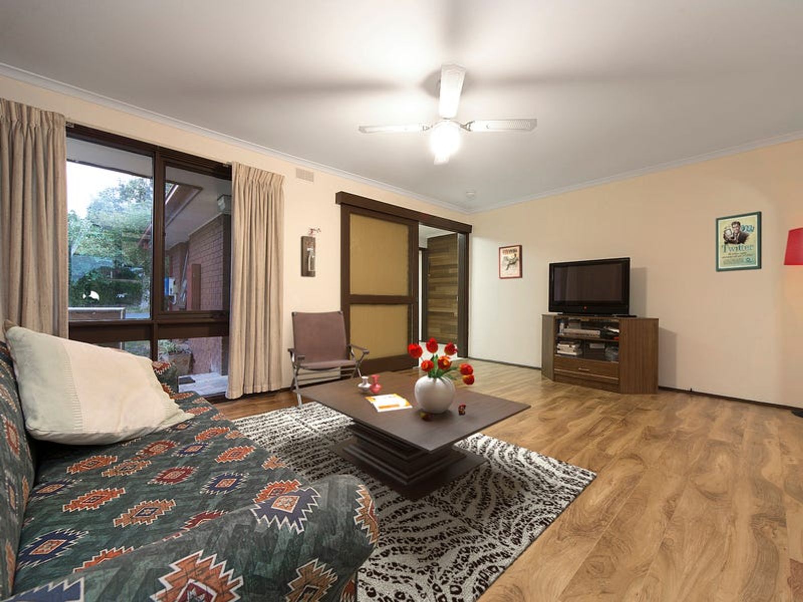 11 Isaac Smith Crescent, Endeavour Hills, VIC 3802, Endeavour Hills - Thumbnail 4