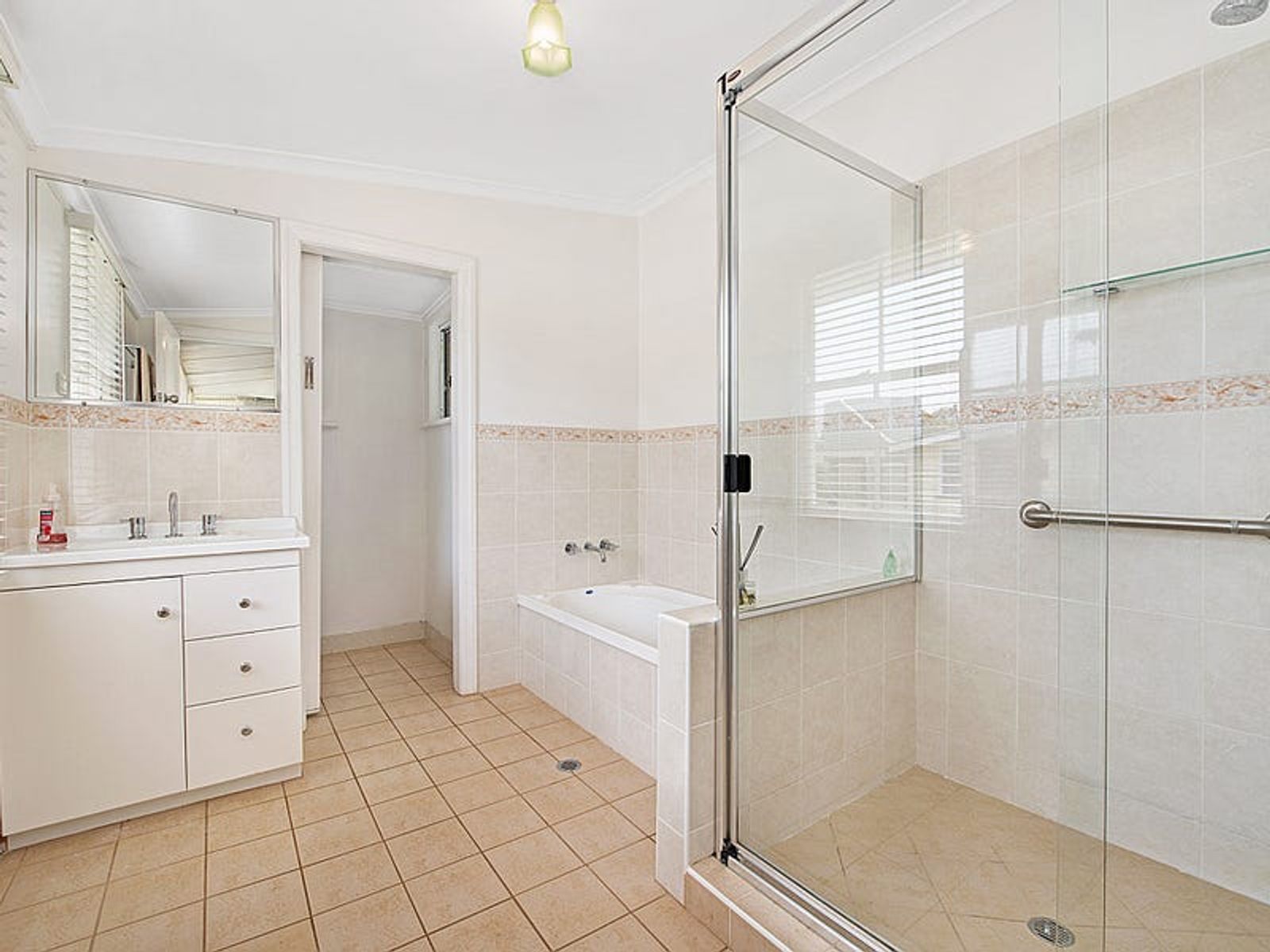 128 Taylor Street, Newtown QLD 4350, Newtown - Thumbnail 6