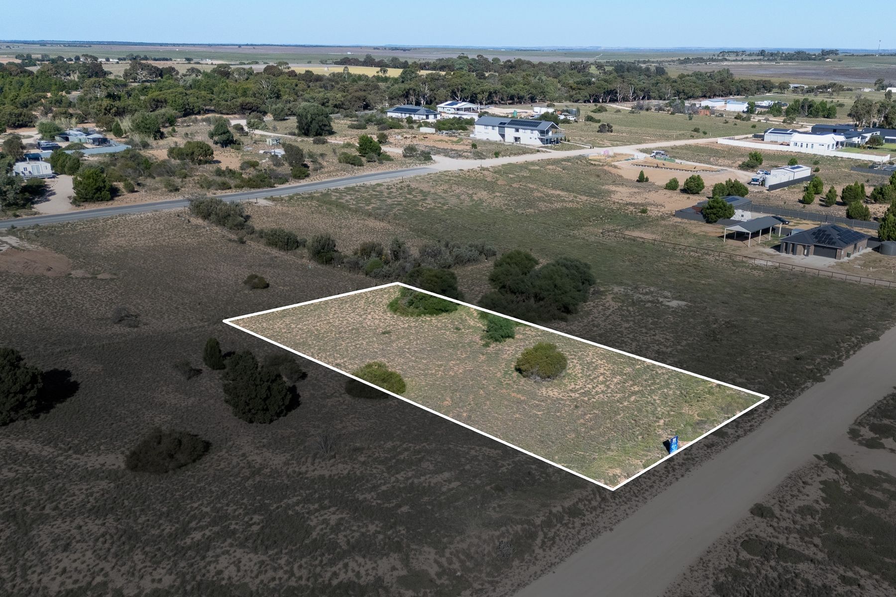 14 Riley Road, Wellington East - Image 1