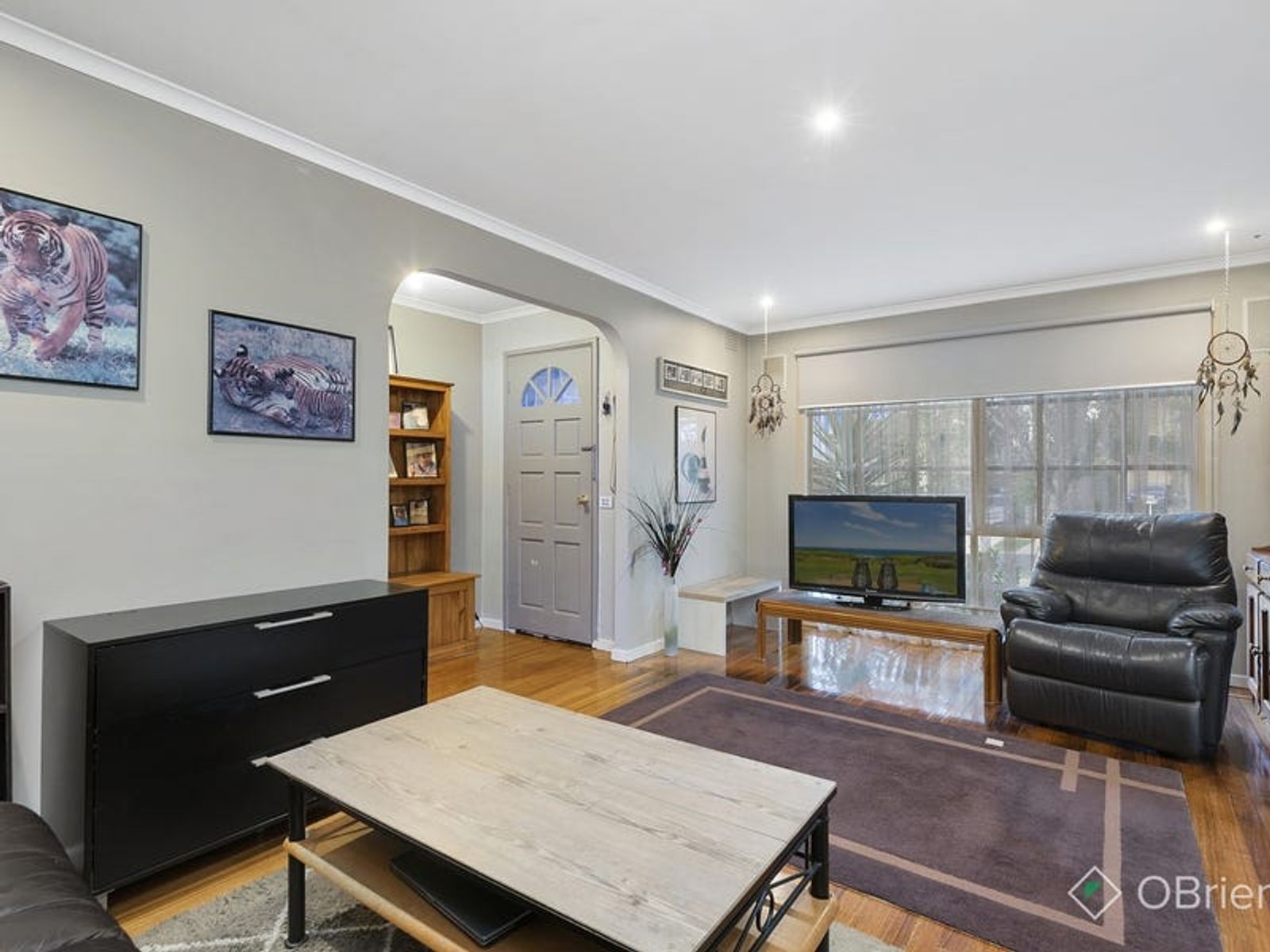 10 Patterson Court, Endeavour Hills, VIC 3802, Endeavour Hills - Thumbnail 2