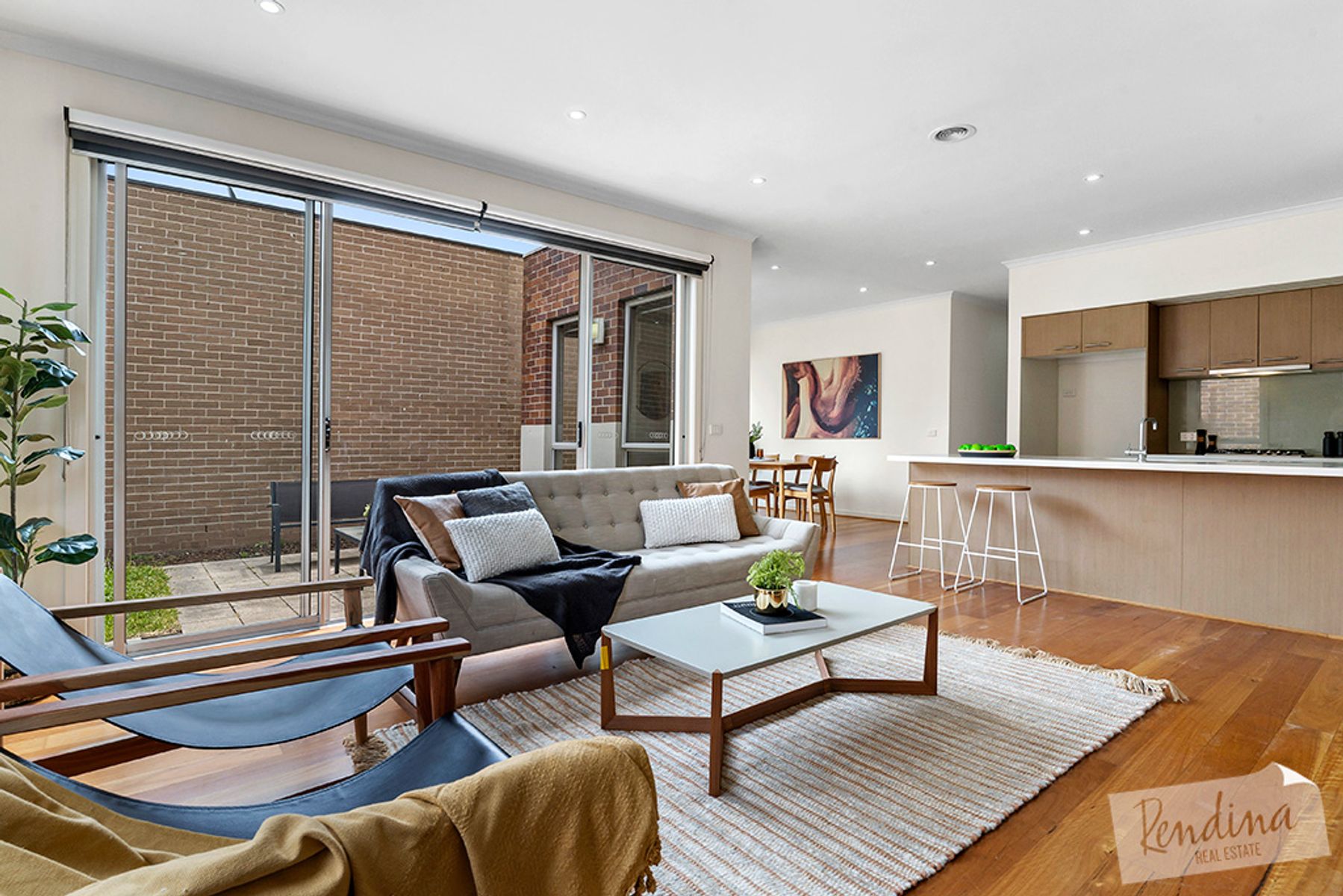 4 Beaurepaire Parade, Footscray - Thumbnail 4