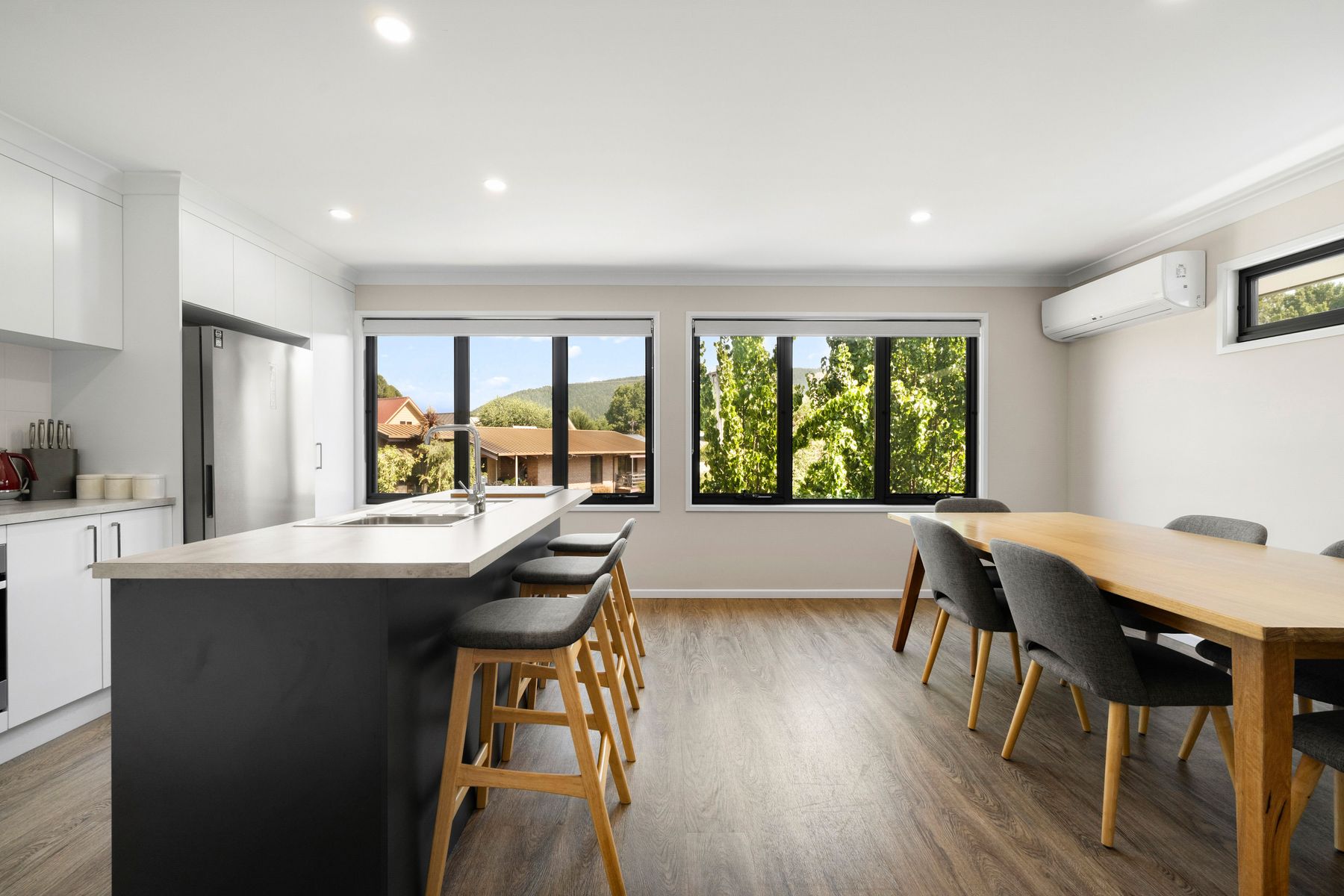 1/4 Butler Court, Bright VIC 3741, Bright - Thumbnail 4