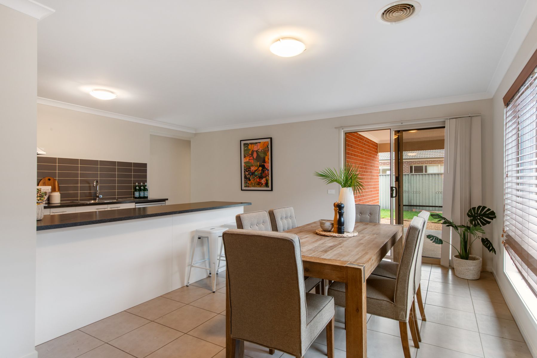 33 Brockwell Crescent, Manor Lakes, VIC 3024, Manor Lakes - Thumbnail 6