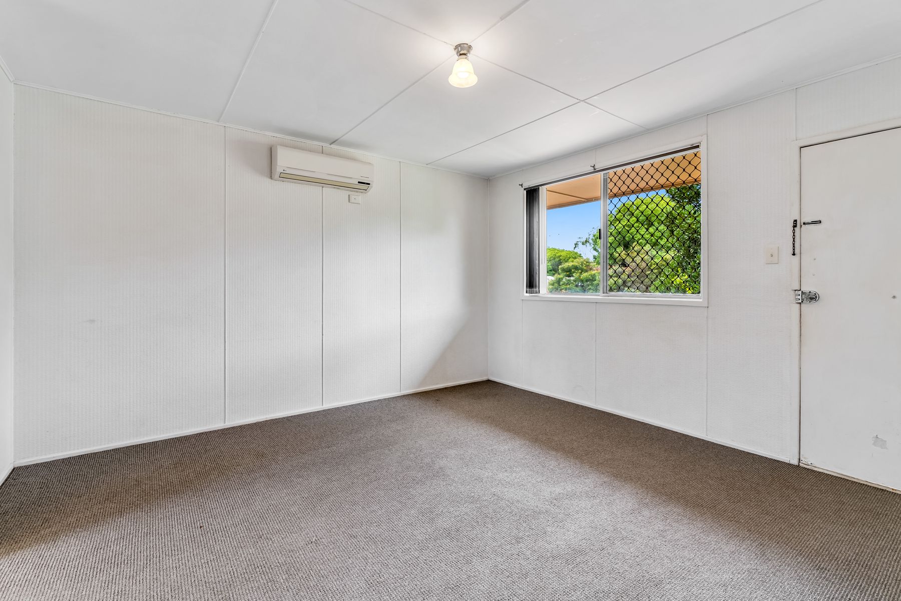 2/14 Ascot Street, Newtown QLD 4350, Newtown - Thumbnail 2