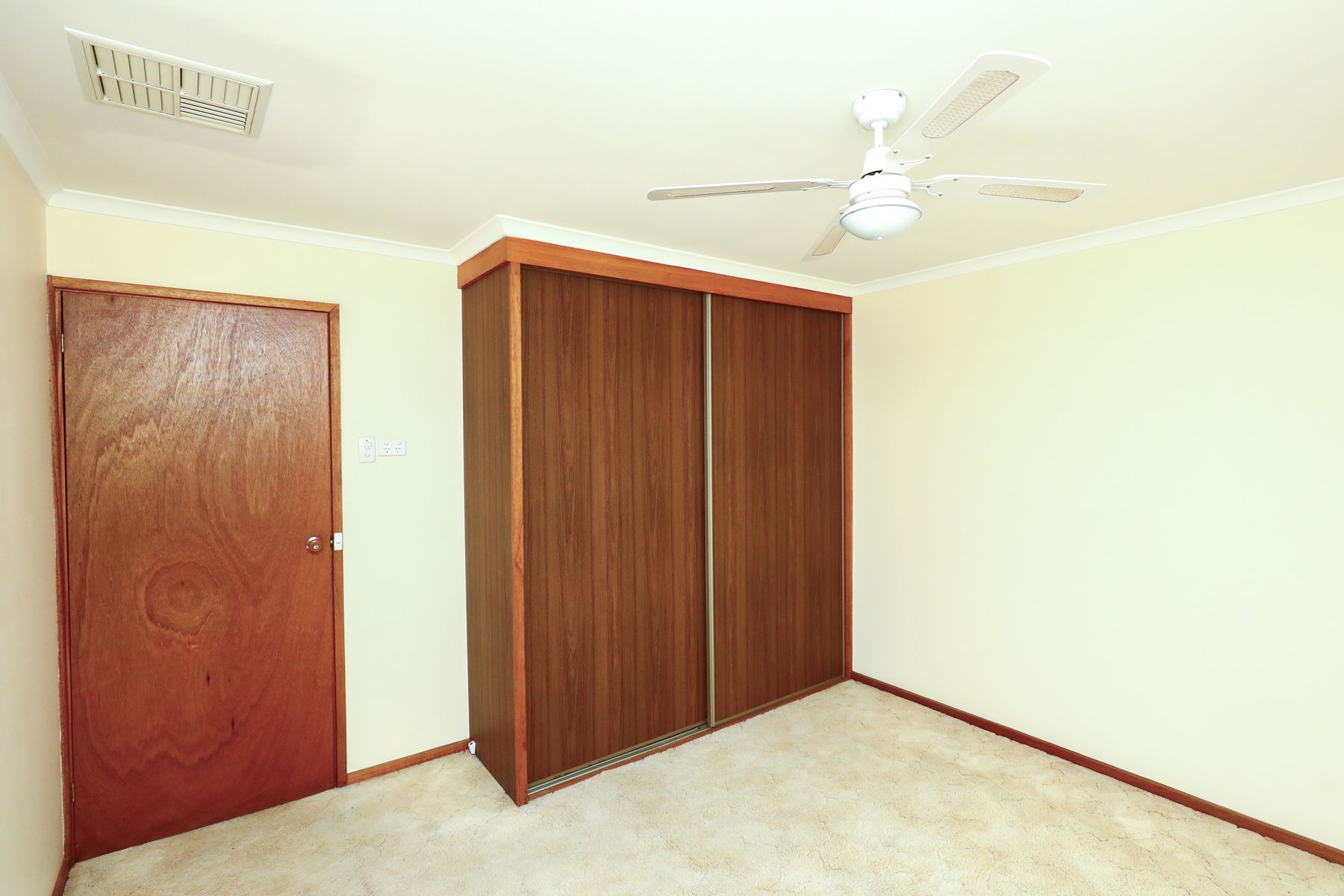 1/17 Whittaker Crescent, Red Cliffs - Thumbnail 8