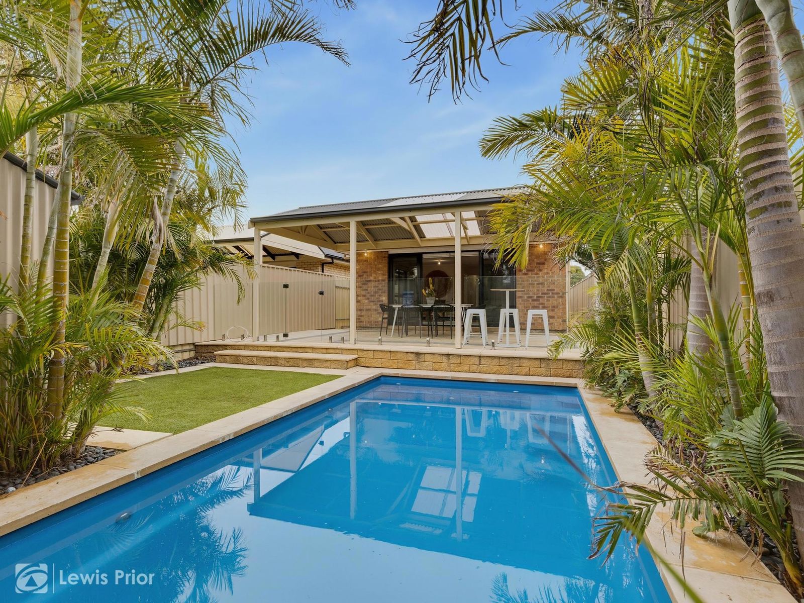 25A Shearer Avenue, Seacombe Gardens - Image 1