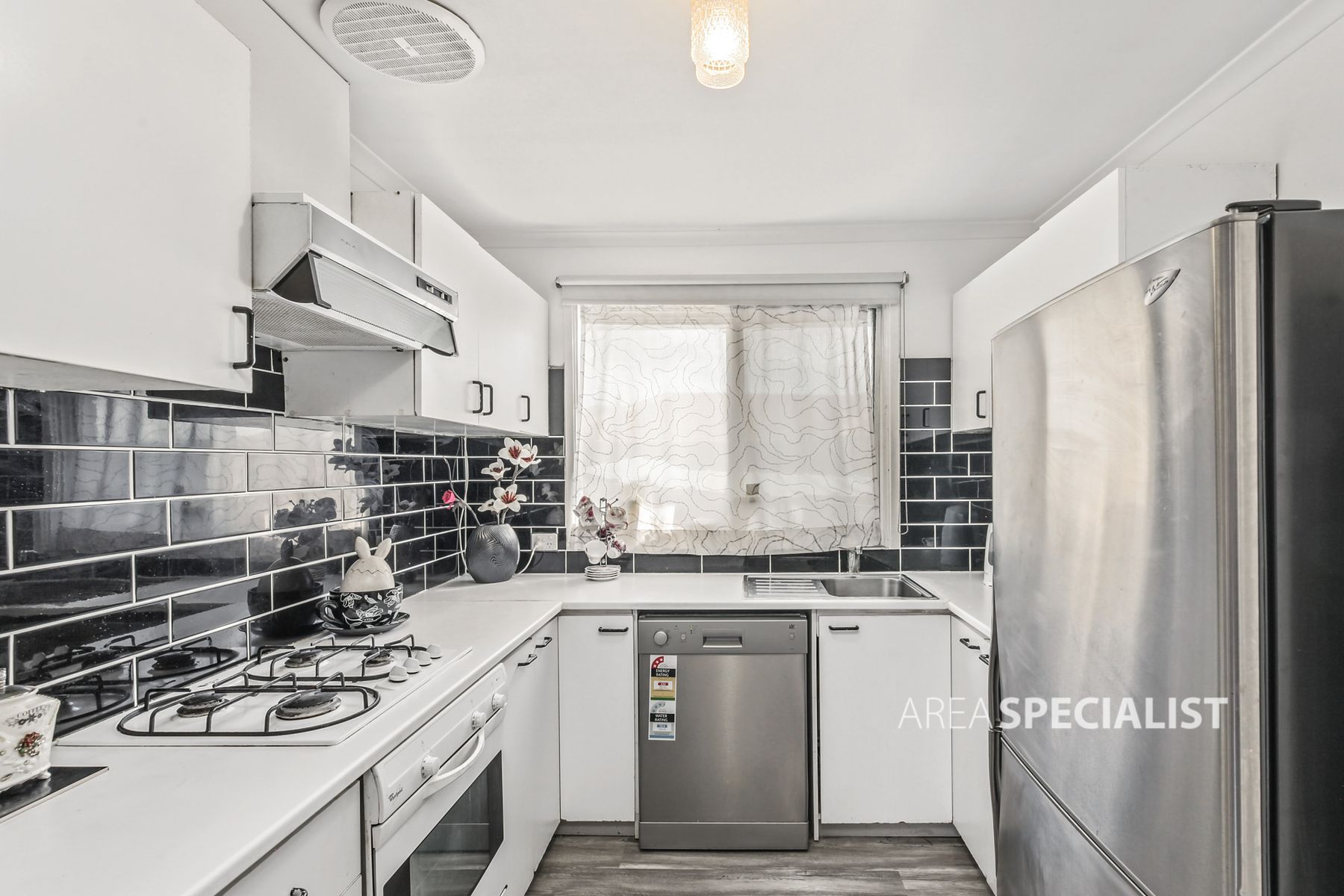 100 Rebecca Street, Doveton, VIC 3177, Doveton - Thumbnail 6