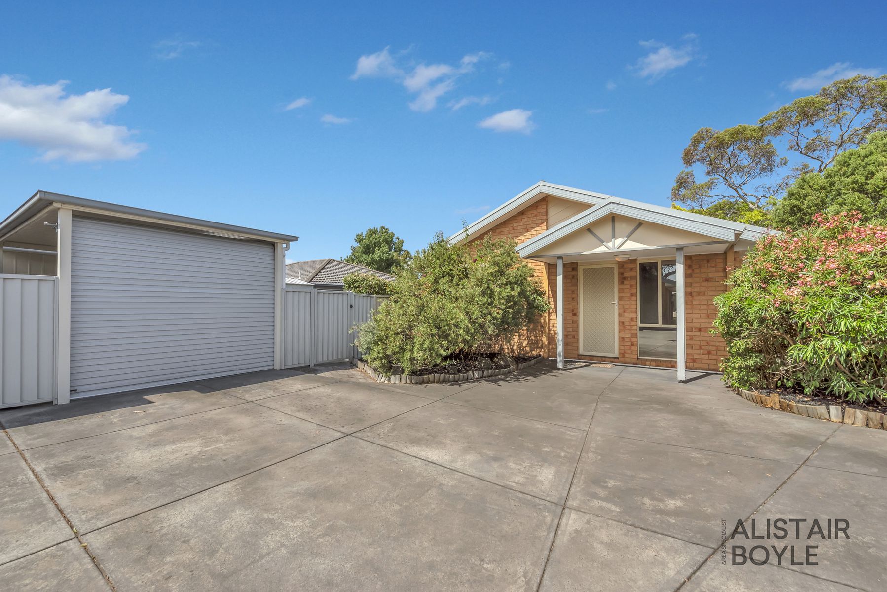 8b Jillian Street, Cranbourne, VIC 3977, Cranbourne - Thumbnail 2